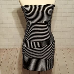 Banana Republic Black & White Striped Seeds Size 6